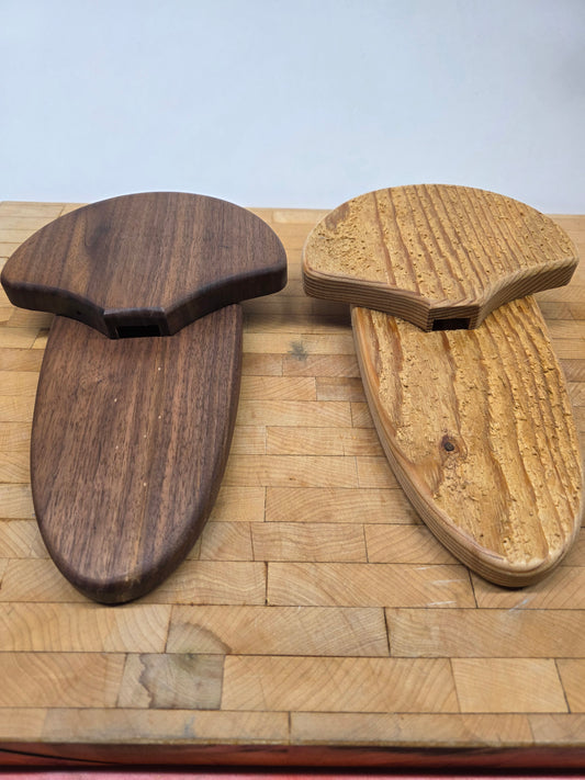 Walnut turkey fan mount